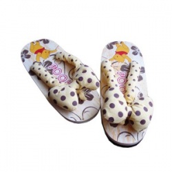 Sandal Jepang Pita Pooh
